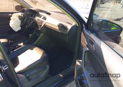 2020 Volkswagen Tiguan 2.0T Se/2.0T Se R-Line Black/2.0T Sel из США, поврежденный, VIN 3VV3B7AX5LM035504